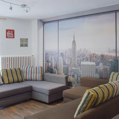 Modern Dlouha Apartment *