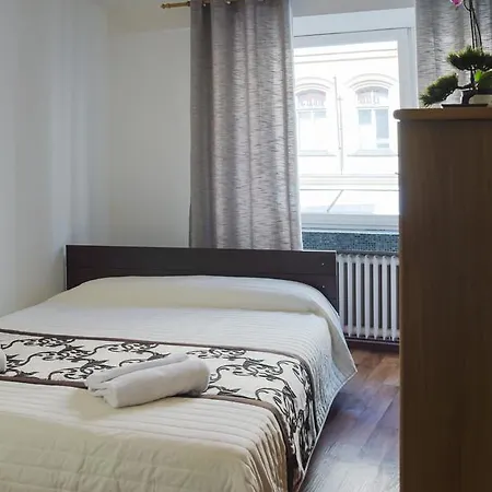 Modern Dlouha Prága